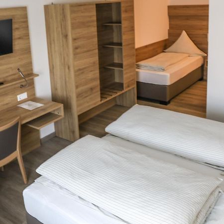 Hotel Adler Nattheim Ngoại thất bức ảnh