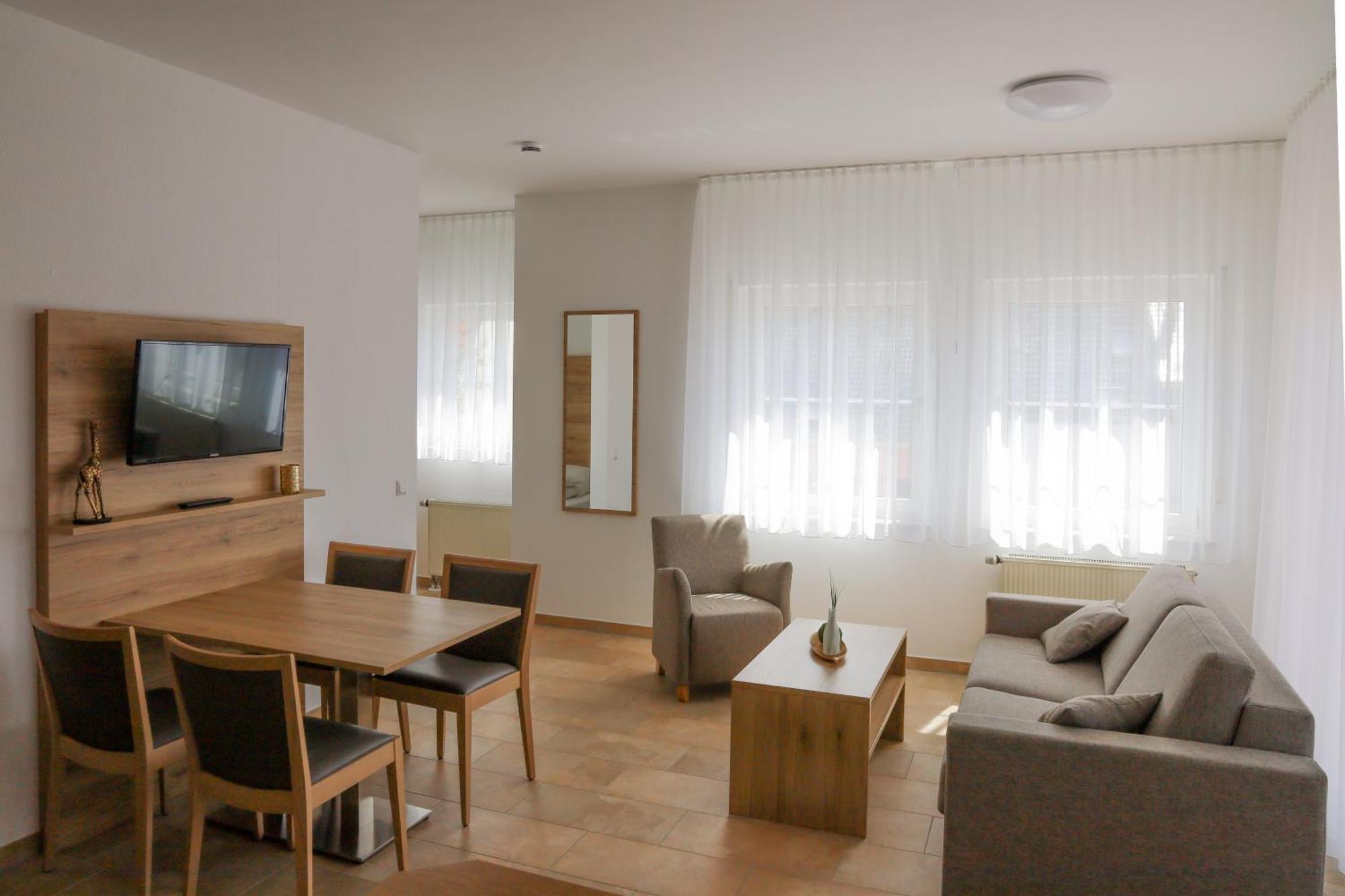 Hotel Adler Nattheim Ngoại thất bức ảnh